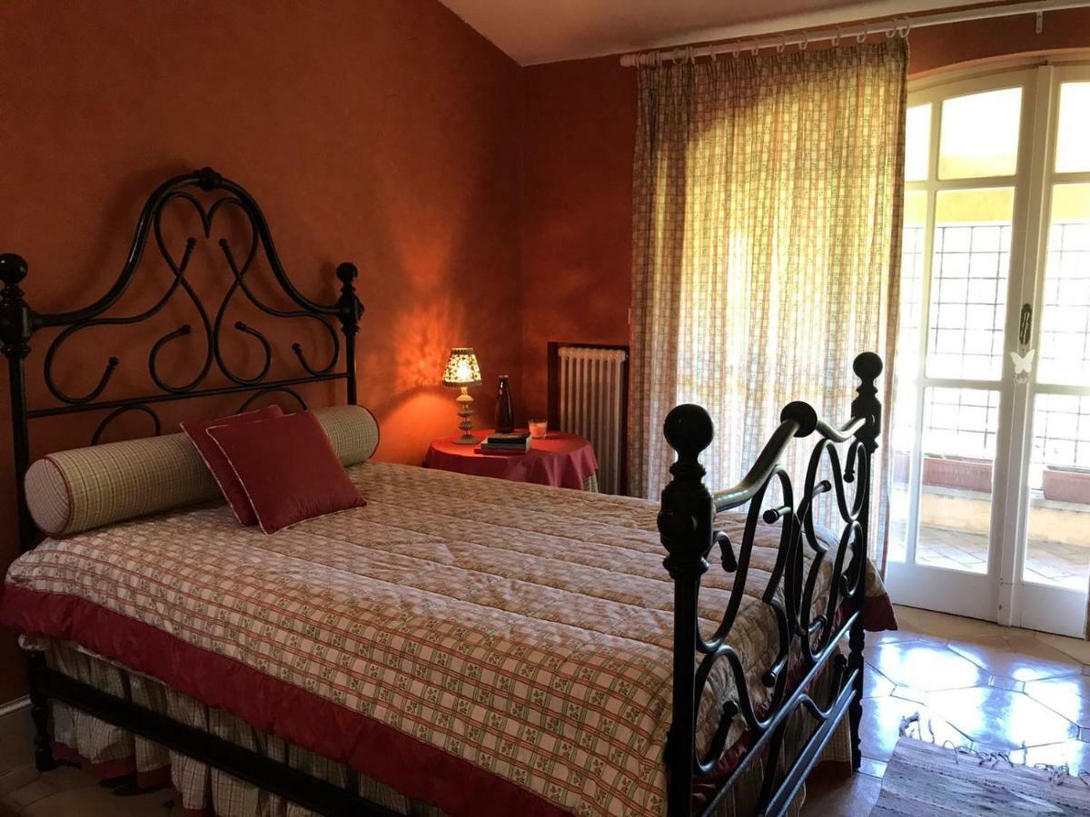 Borgo Del Gelso Bed and Breakfast Olgiata Exteriör bild
