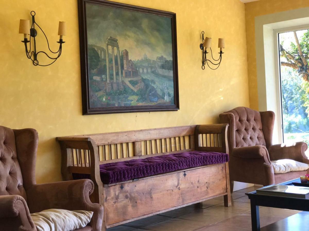 Borgo Del Gelso Bed and Breakfast Olgiata Exteriör bild