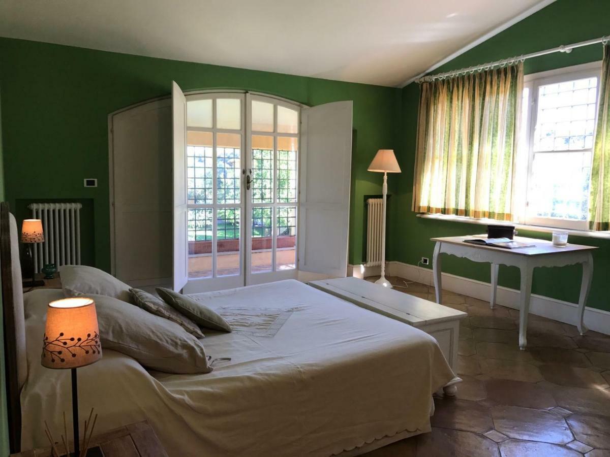 Borgo Del Gelso Bed and Breakfast Olgiata Exteriör bild