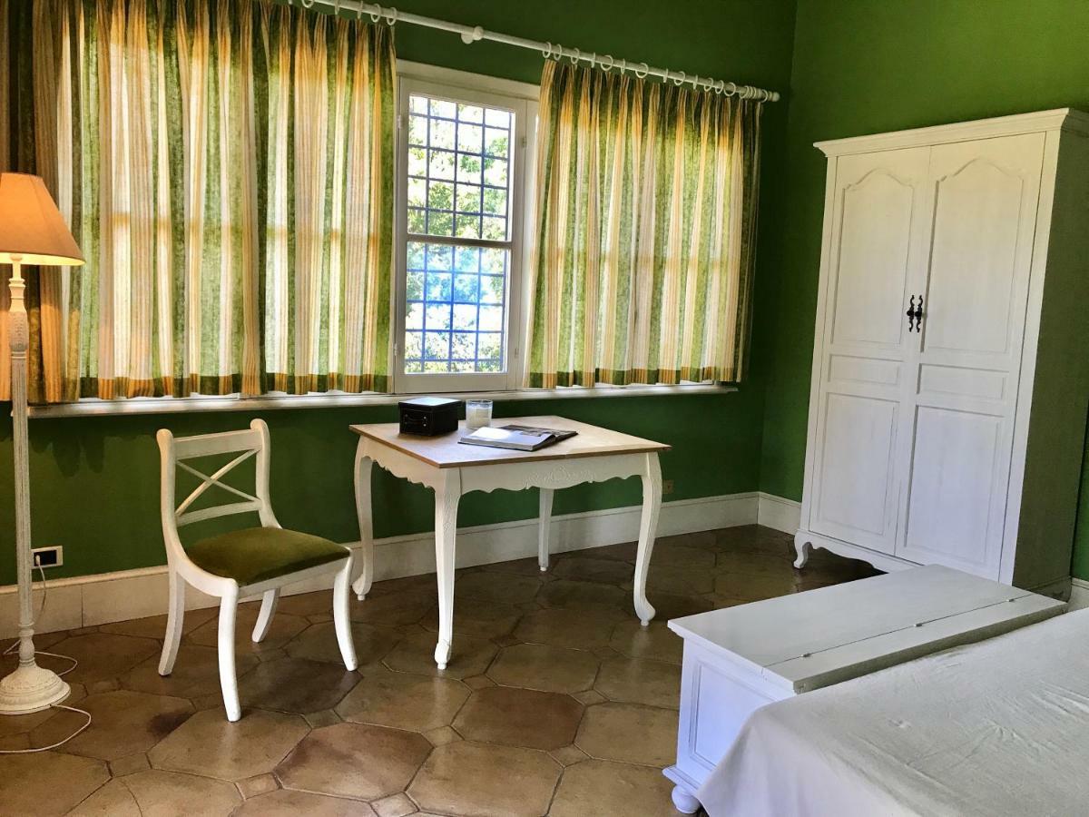 Borgo Del Gelso Bed and Breakfast Olgiata Exteriör bild